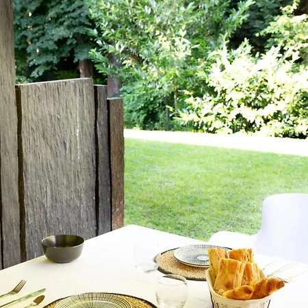 Le Parc Du Chateau 4* Hermonville