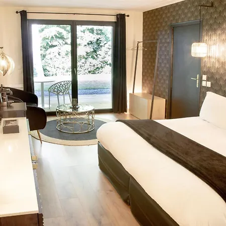 Le Parc Du Chateau Bed and Breakfast Hermonville