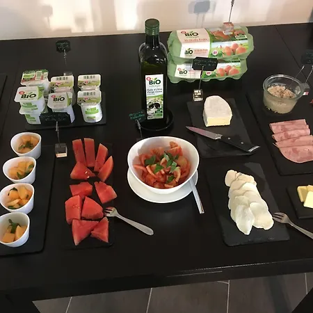 Le Parc Du Chateau Bed & Breakfast Hermonville