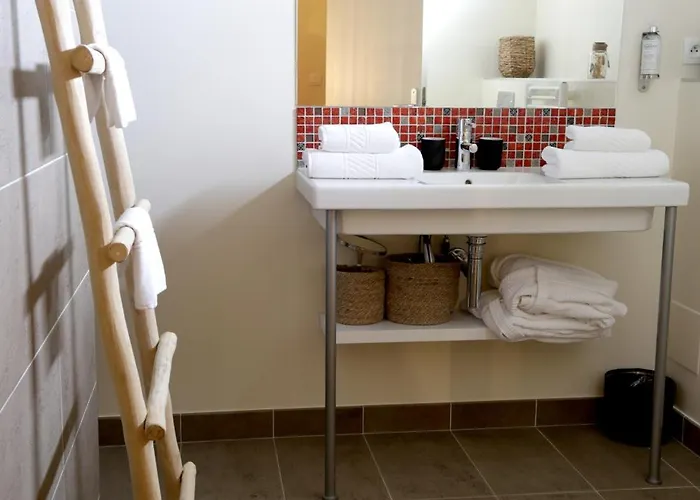 Le Parc Du Chateau فندق مبيت وإفطار 4*