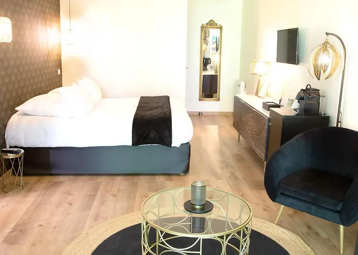 Le Parc Du Chateau 4* Hermonville