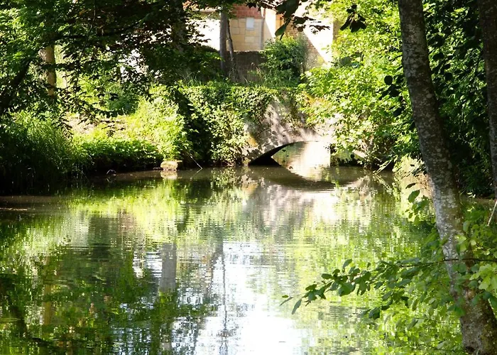 Le Parc Du Chateau فندق مبيت وإفطار 4*