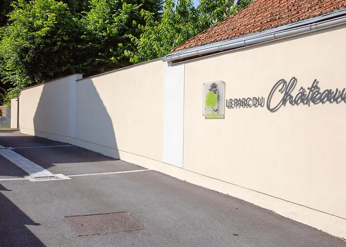 فندق مبيت وإفطار Le Parc Du Chateau 4*