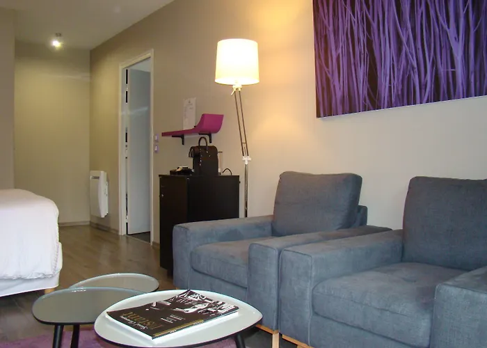 Le Parc Du Chateau فندق مبيت وإفطار 4*